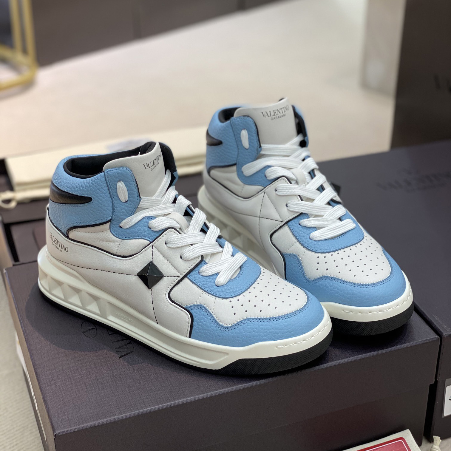 Valenti  One Stud Mid-Top Nappa Sneaker - PerfectKickZ