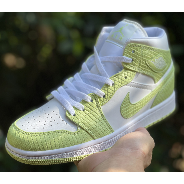 Air Jordan 1 Top Sneaker  DV2959-113 - PerfectKickZ