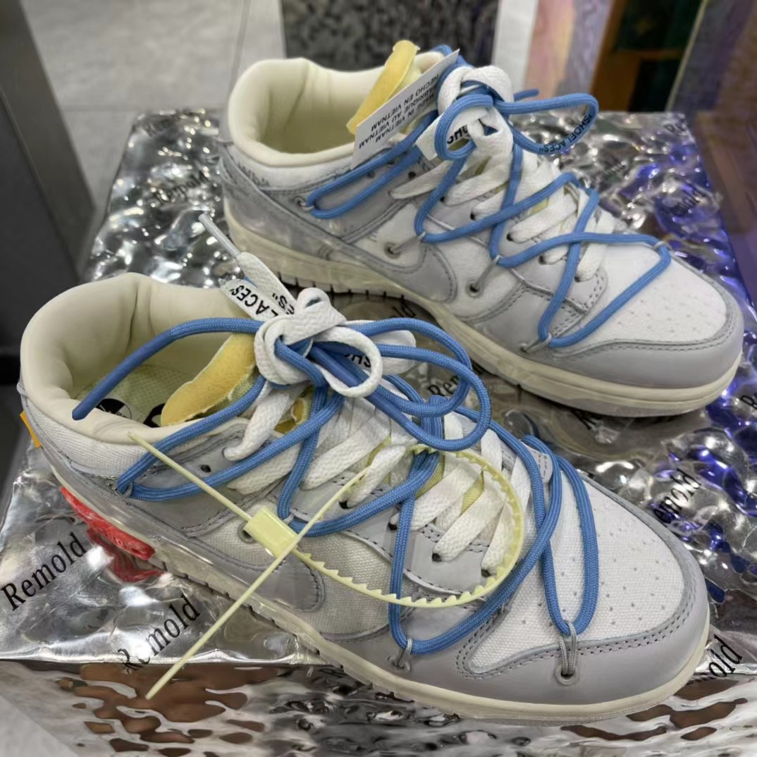 Off White x Dunk Low 'Lot 05of 50' Sneaker - 