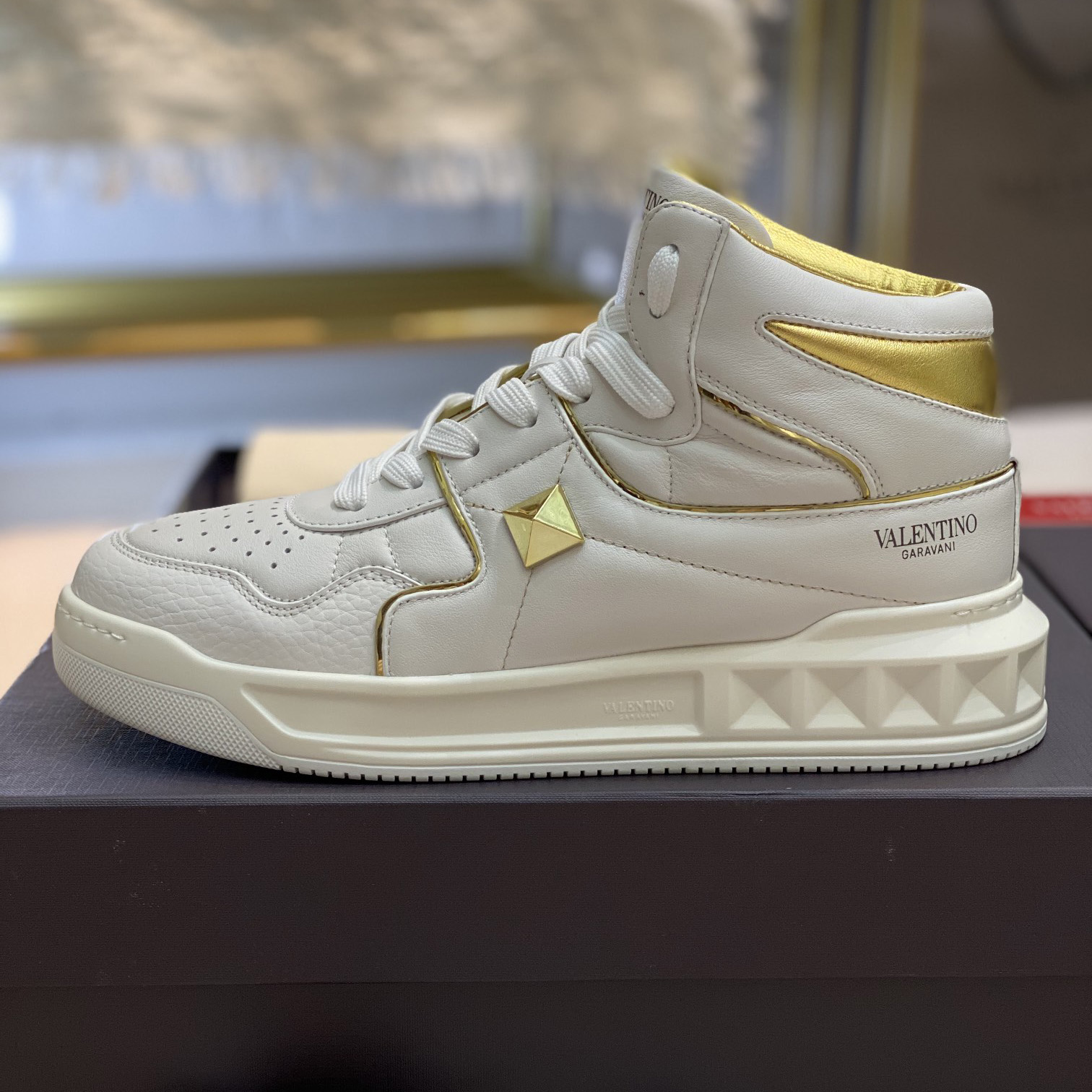 Valenti One Stud Mid-Top Nappa Sneaker - PerfectKickZ