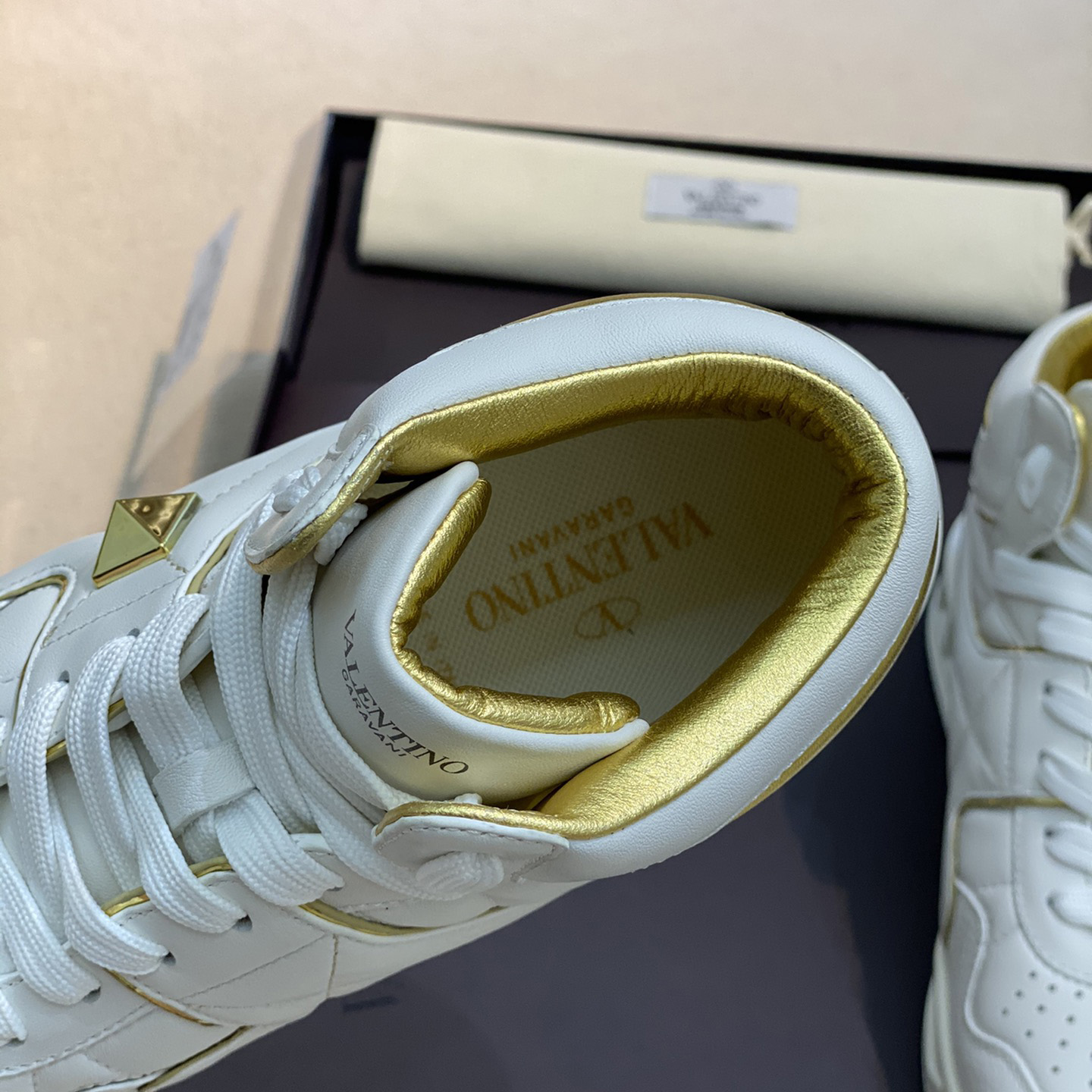 Valenti One Stud Mid-Top Nappa Sneaker - PerfectKickZ