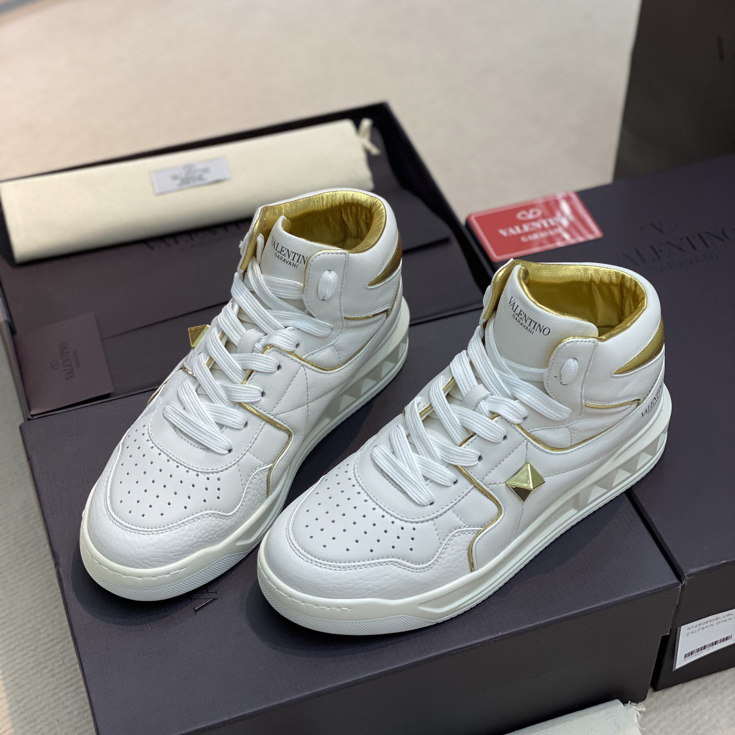 Valenti One Stud Mid-Top Nappa Sneaker - PerfectKickZ