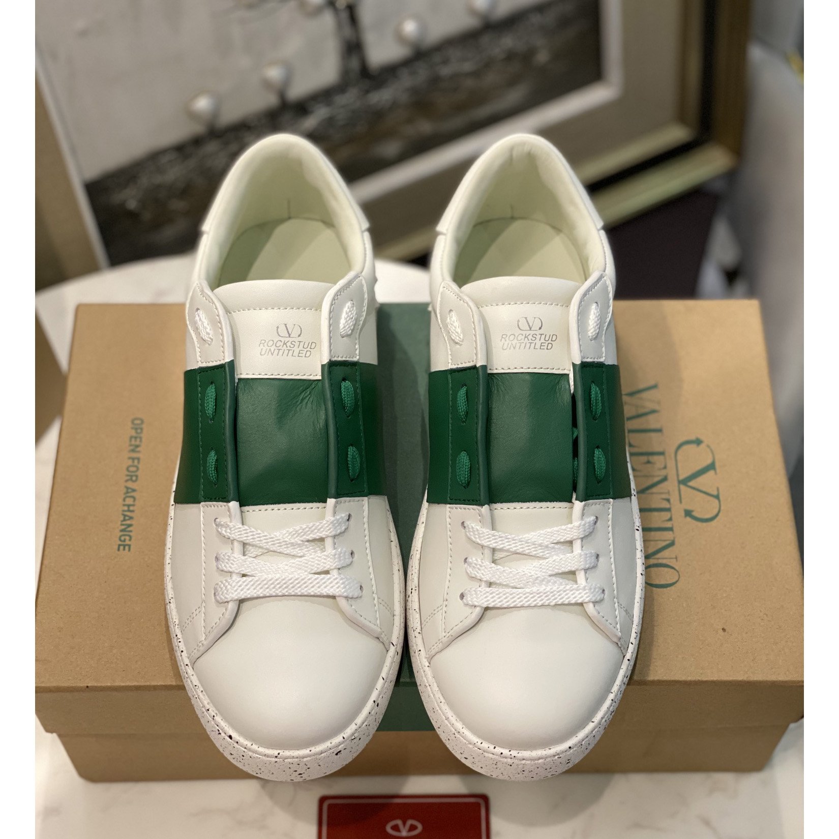 Valenti Open For A Change Sneaker In Bio-Based Material In White/Green - PerfectKickZ