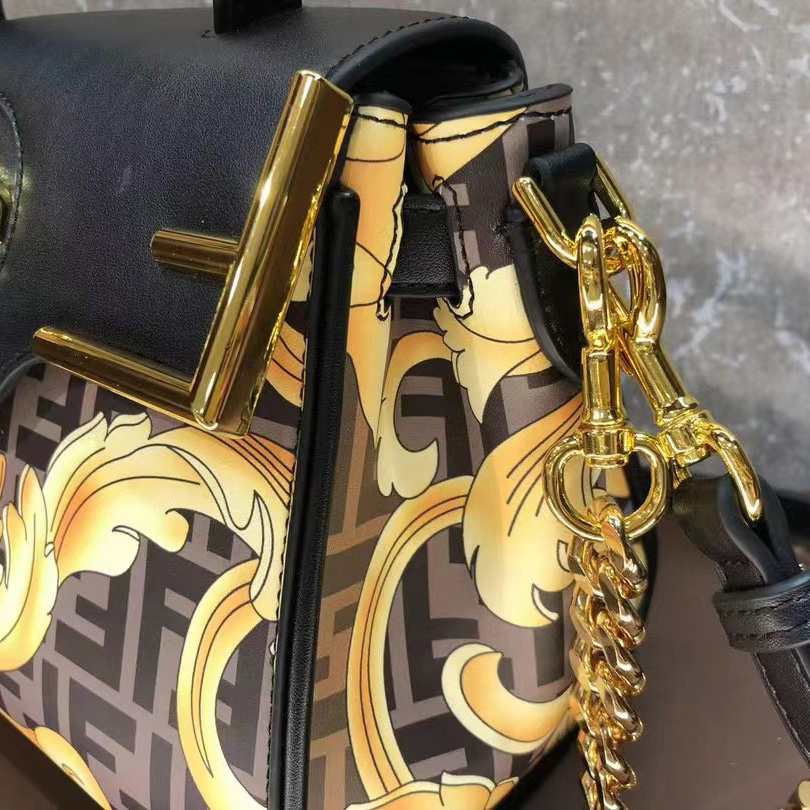 Versace Fendace La Medusa Medium Handbag(25-22-15cm) - PerfectKickZ