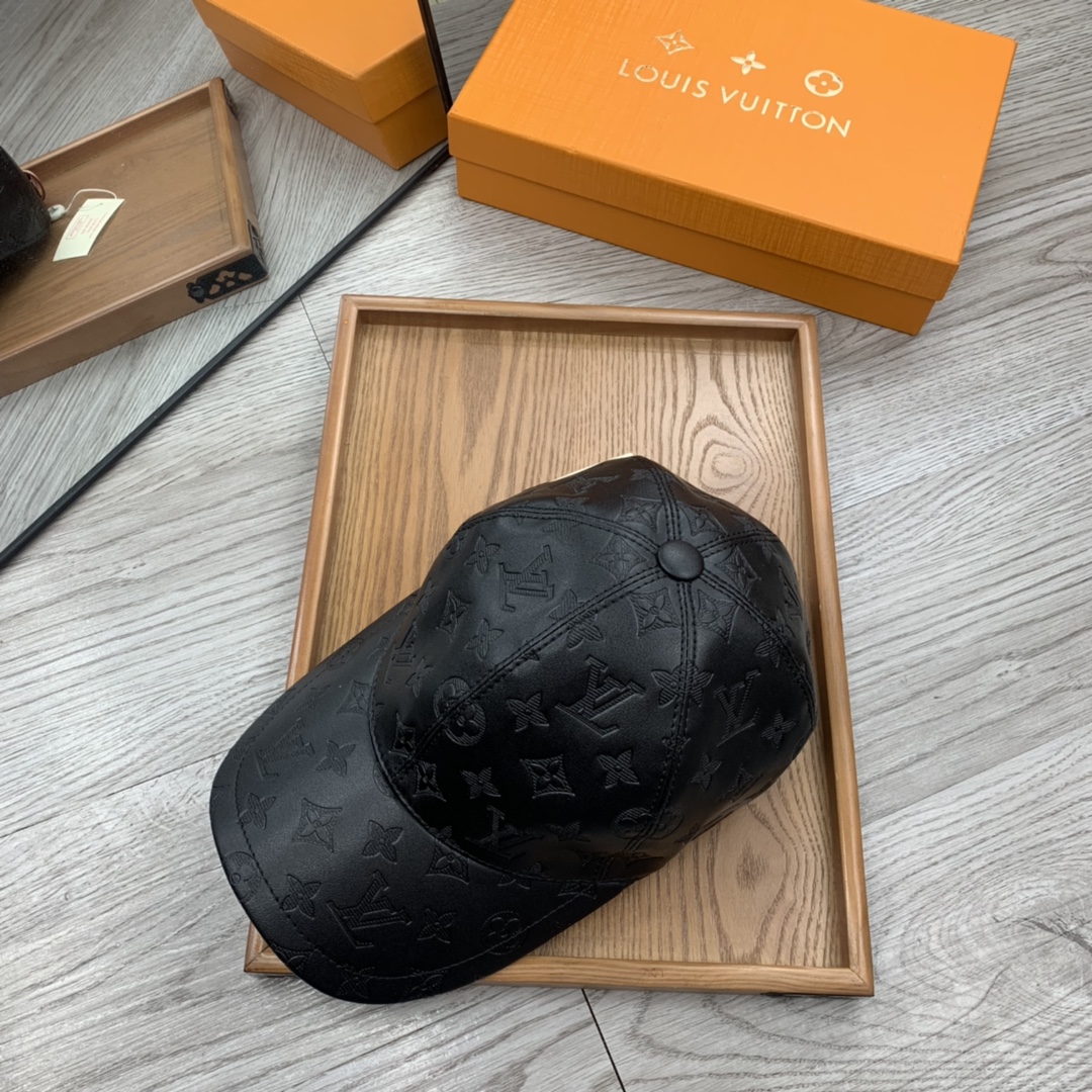 Louis Vuitton  Monogram Shadow Cap    M76580 - PerfectKickZ