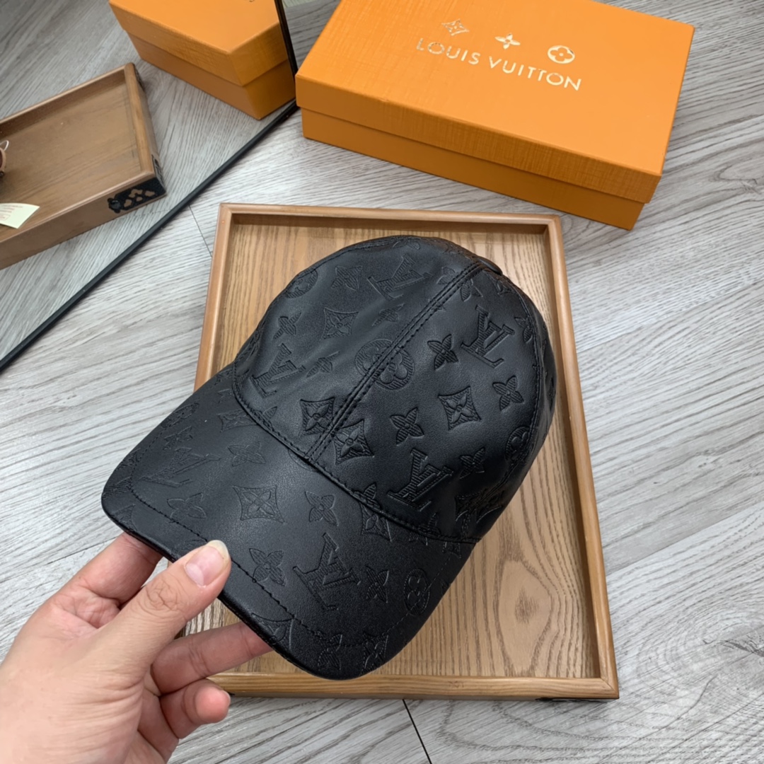 Louis Vuitton  Monogram Shadow Cap    M76580 - PerfectKickZ