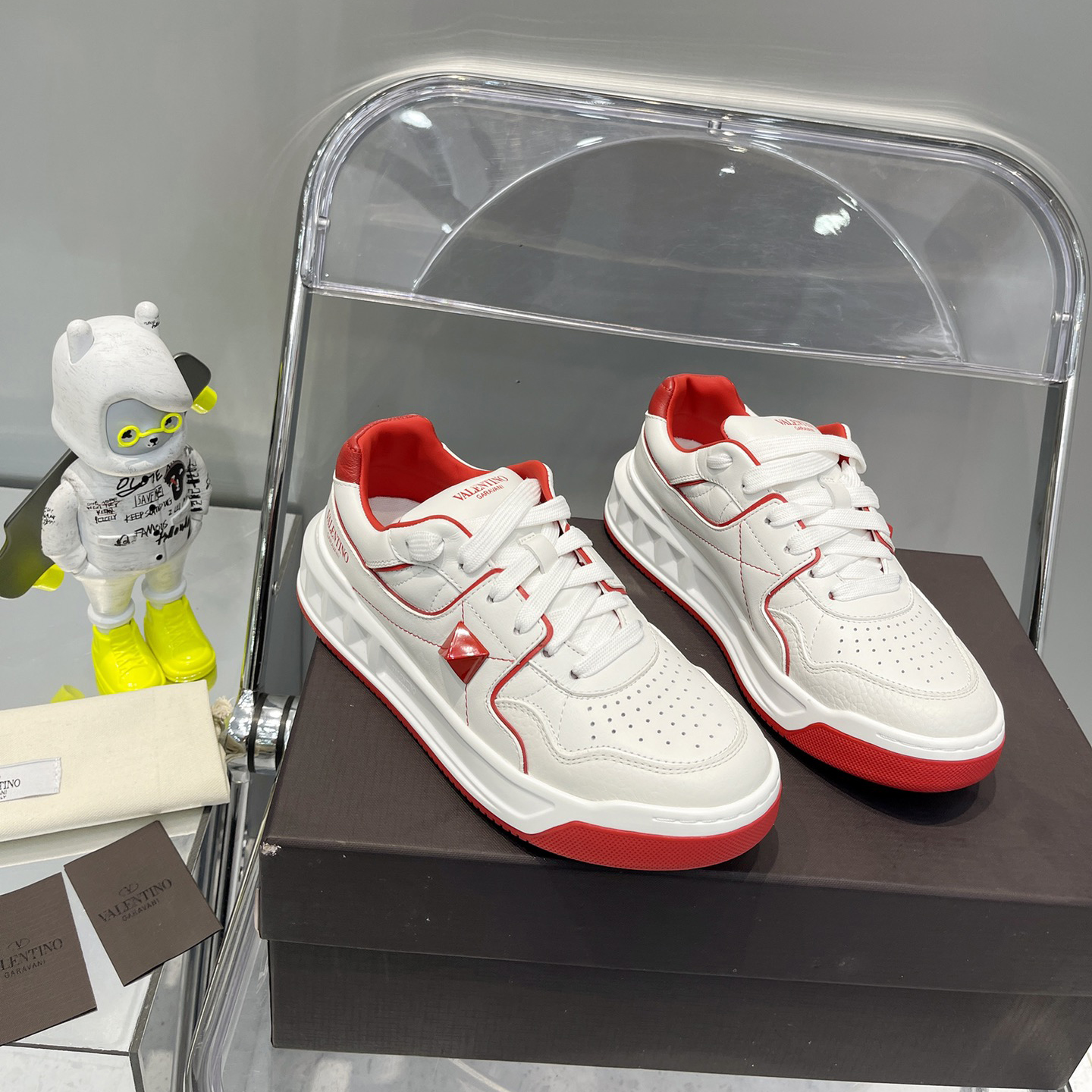 Valenti One Stud Low-Top Calfskin Sneaker - PerfectKickZ