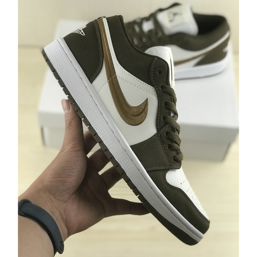  Air Jordan 1 Low SE WMNS “Light Olive”  Sneaker     DV0426-301 - PerfectKickZ