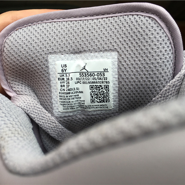 Air Jordan 1 Low Sneaker     553560-053 - 