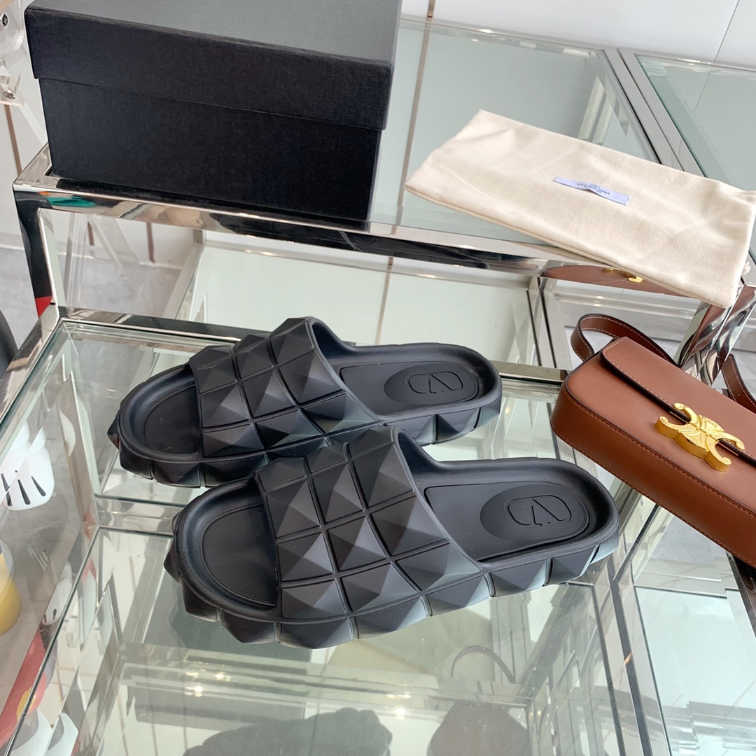 Valenti Roman Stud Turtle Slide Sandal In rubber - PerfectKickZ