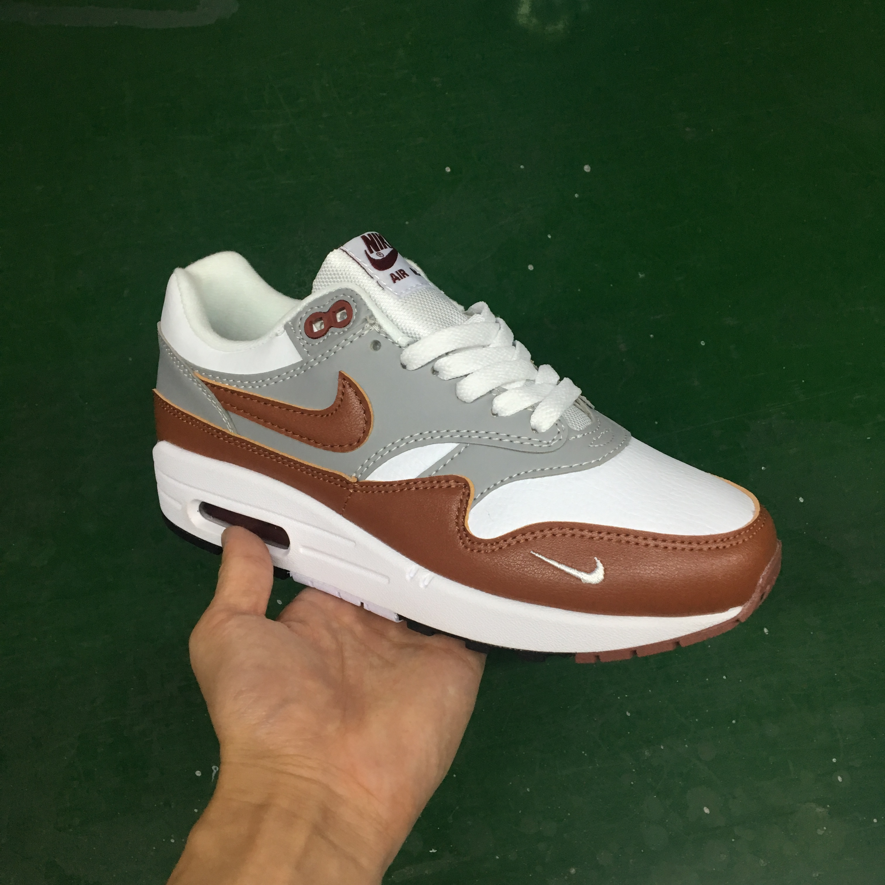 Nike AIR MAX 1 "Mystic Dates" Sneaker - PerfectKickZ