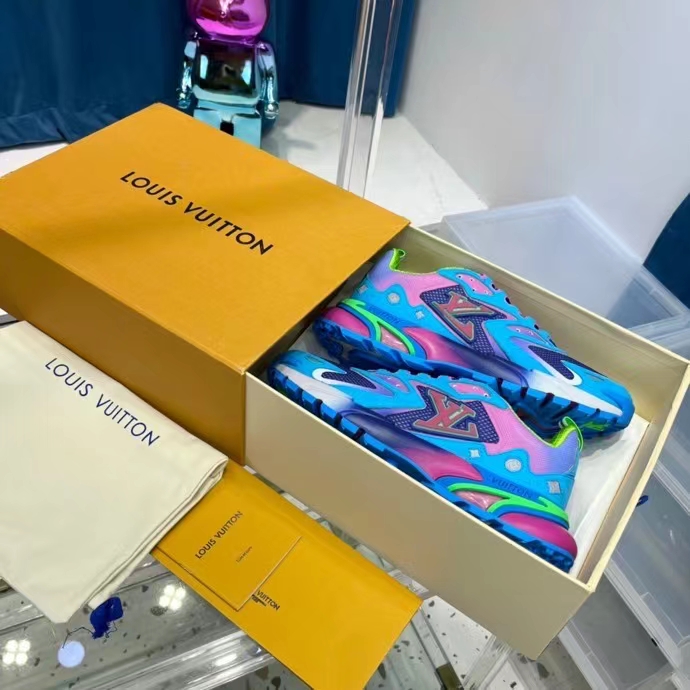 Louis Vuitton Runner Tatic Sneaker(Upon UK Size) - PerfectKickZ