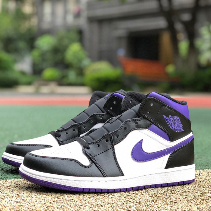 Air Jordan 1 Mid AJ1 Sneaker  554724-095 - PerfectKickZ