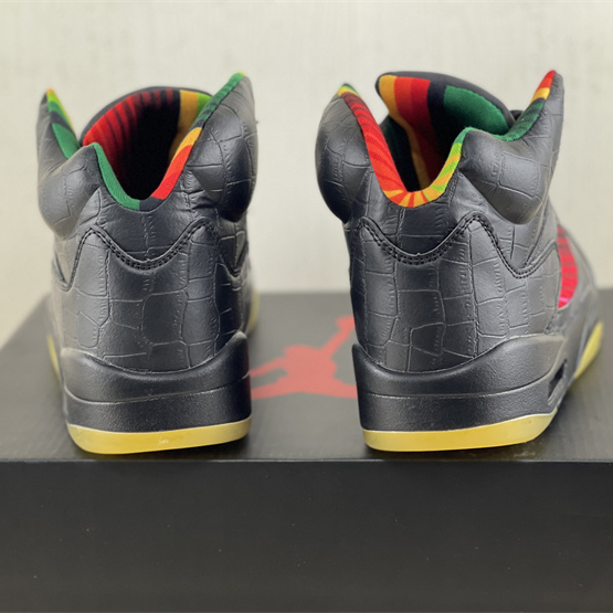 Air Jordan 5 Sneaker    - 