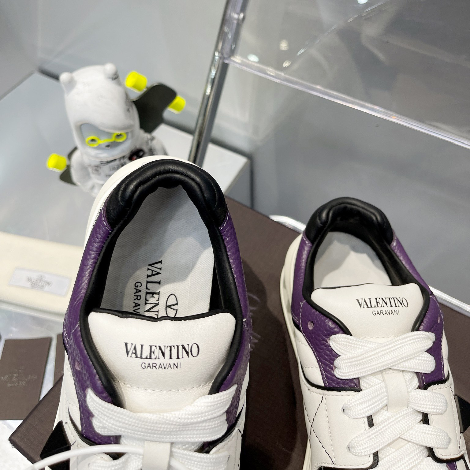 Valenti  One Stud Low-Top Calfskin Sneaker - PerfectKickZ