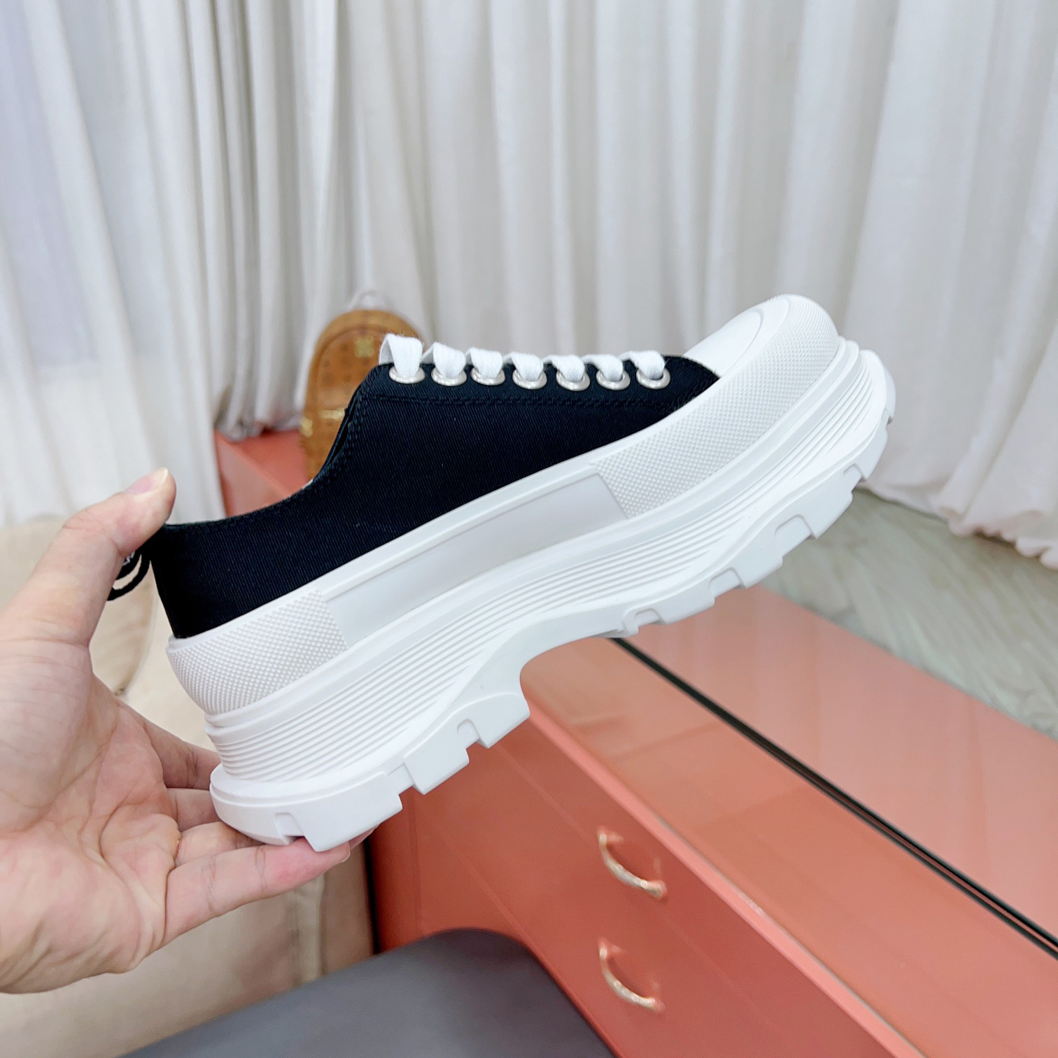 Alexander Mqueen Tread Slick Lace-up In Black - PerfectKickZ