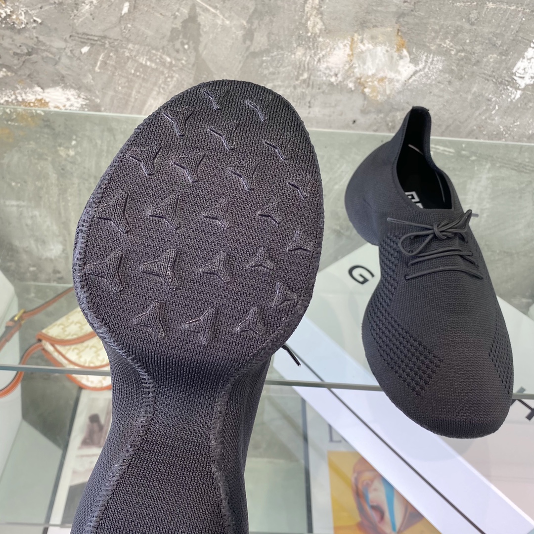 Givenchy TK-360 Sneakers In Knit - PerfectKickZ