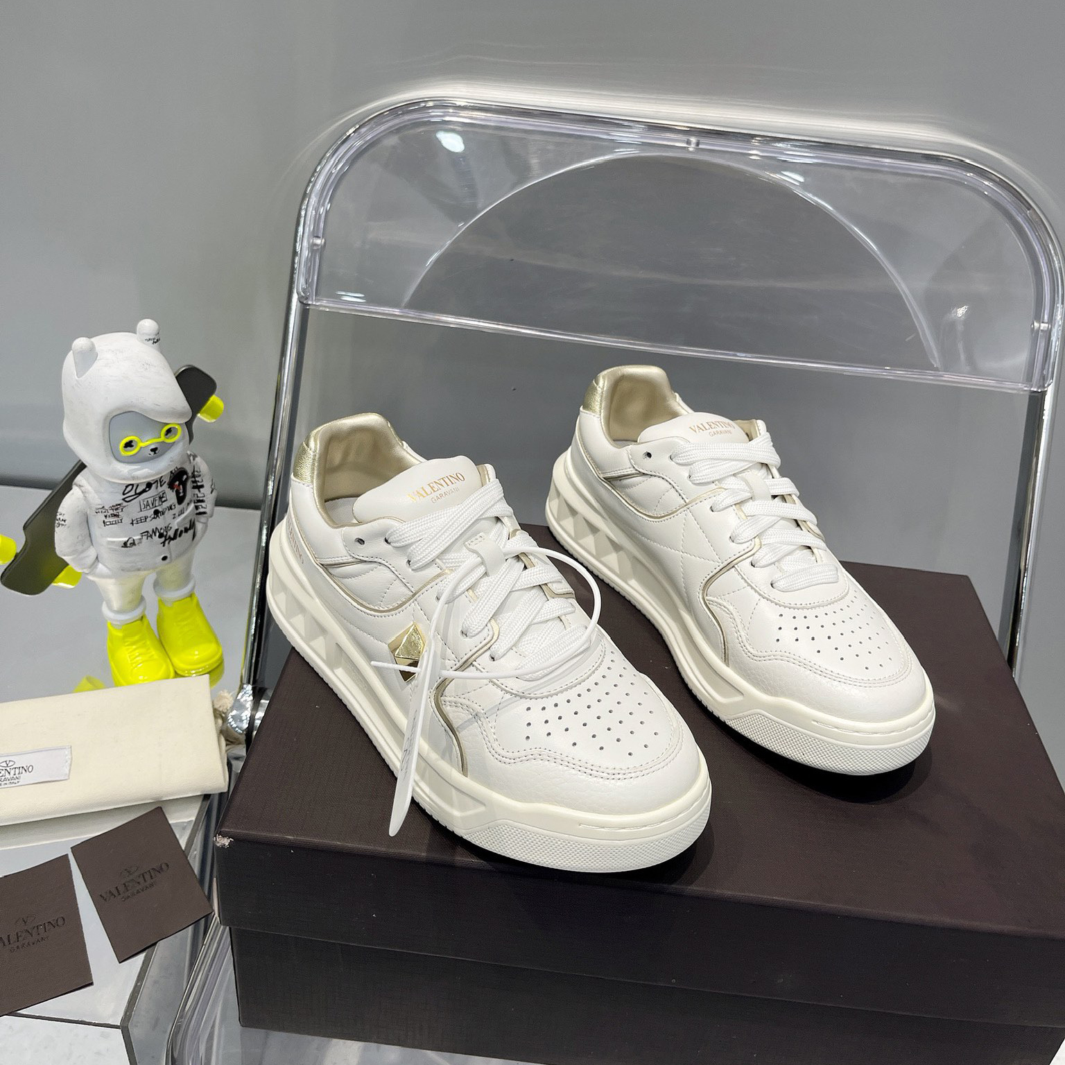 Valenti  One Stud Low-Top Calfskin Sneaker - PerfectKickZ