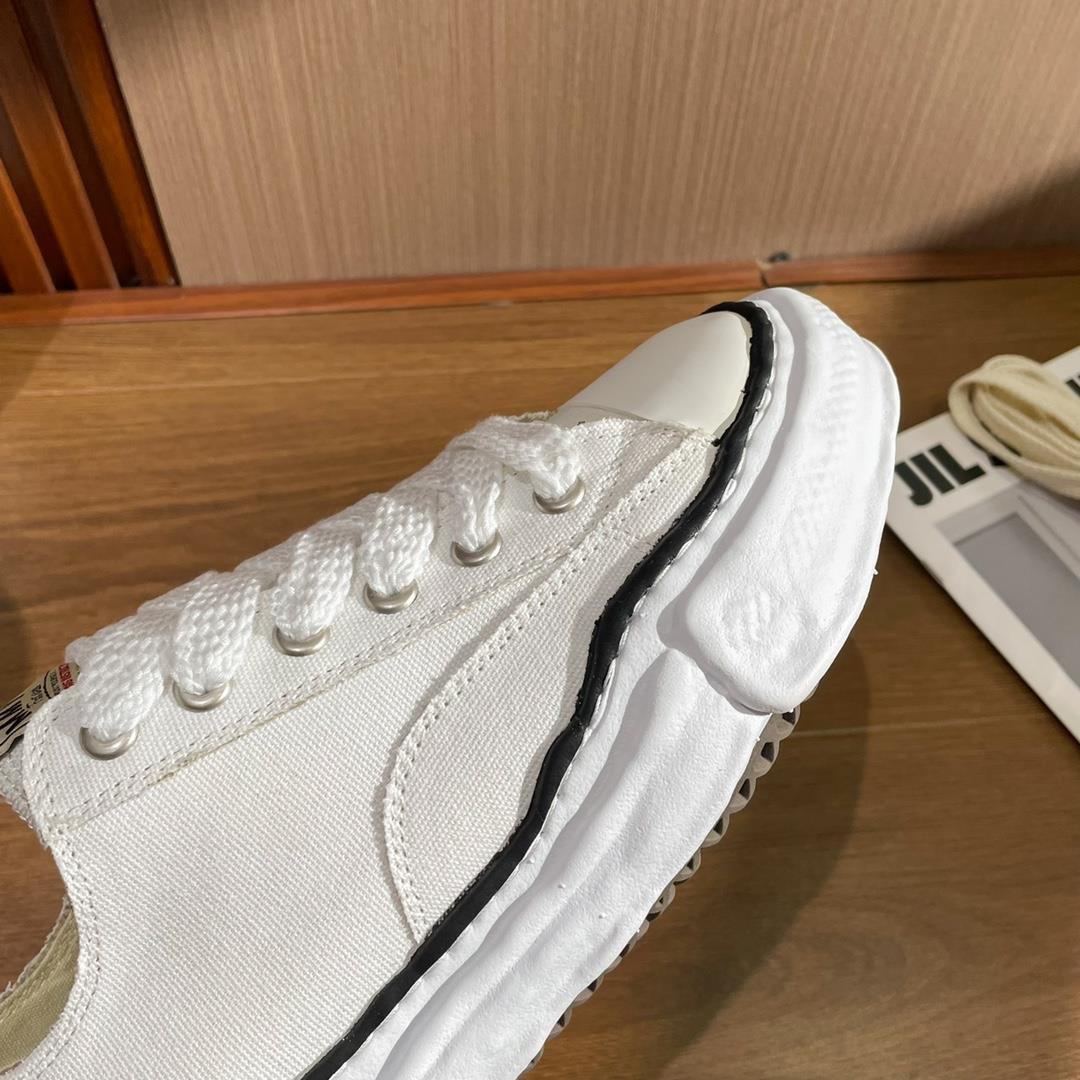 Maison Mihara Yasuhiro Wayne Original Sole Leather Low Sneaker - PerfectKickZ