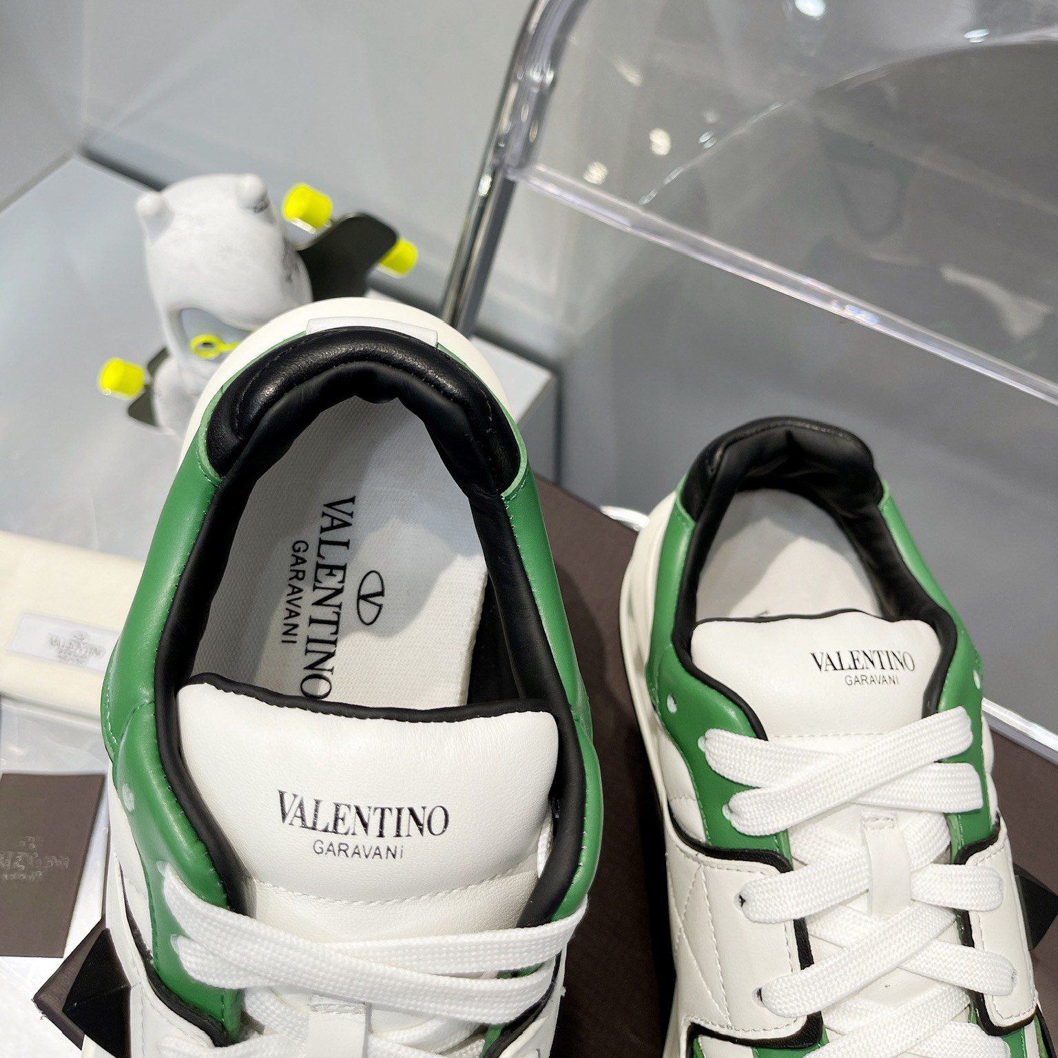 Valenti One Stud Low-Top Calfskin Sneaker - PerfectKickZ
