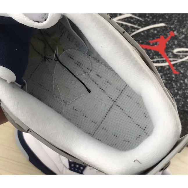 Air Jordan 4“Midnight Navy” Sneakers     DH6927-140 - PerfectKickZ