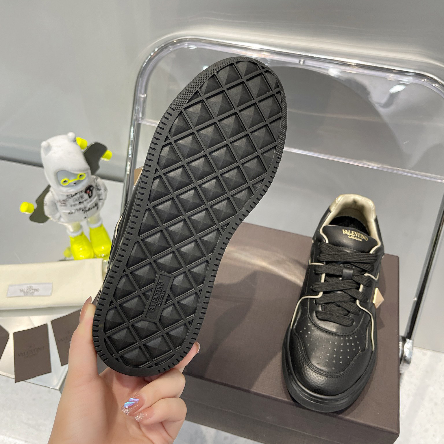 Valenti  One Stud Low-Top Calfskin Sneaker - PerfectKickZ