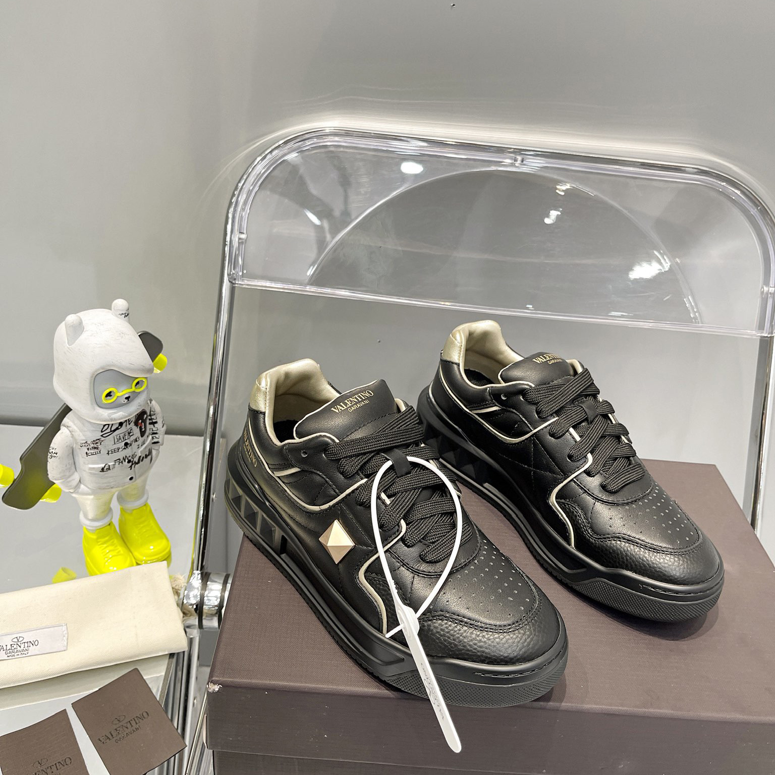 Valenti  One Stud Low-Top Calfskin Sneaker - PerfectKickZ