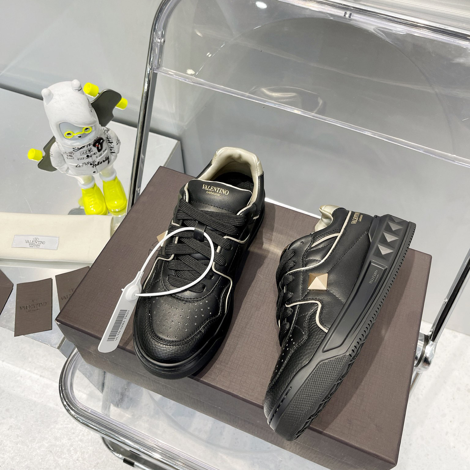 Valenti  One Stud Low-Top Calfskin Sneaker - PerfectKickZ