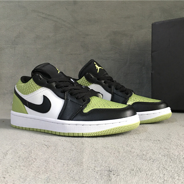 Air Jordan 1 Low "Vivid Green Snakeskin" Sneaker    DX4446-301 - PerfectKickZ