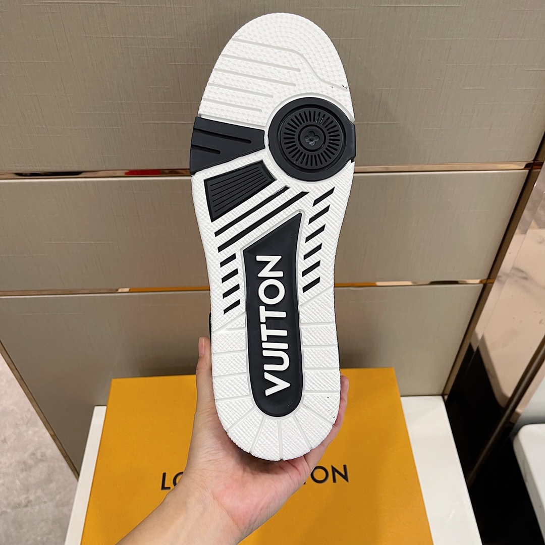 Louis Vuitton LV Trainer Sneaker  (Upon uk size)  1AAHS3 - PerfectKickZ