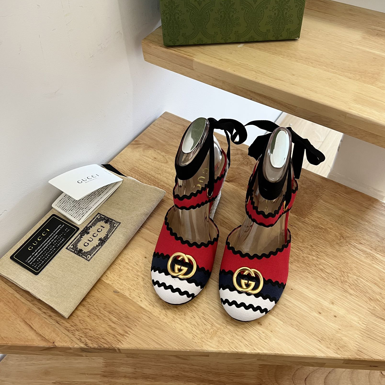 Gucci Women's Platform Espadrilles - PerfectKickZ