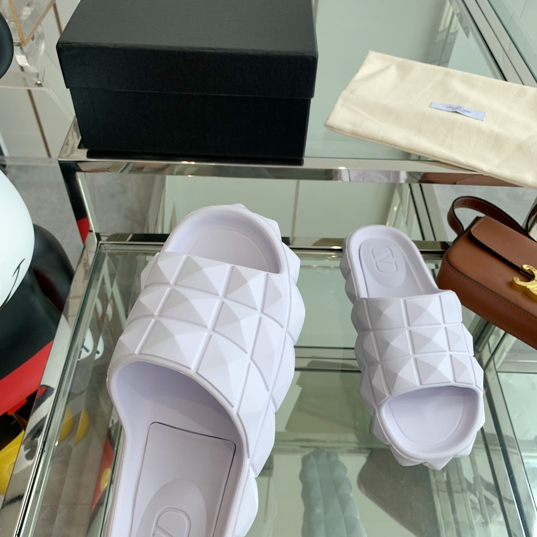 Valenti Roman Stud Turtle Slide Sandal In rubber - PerfectKickZ
