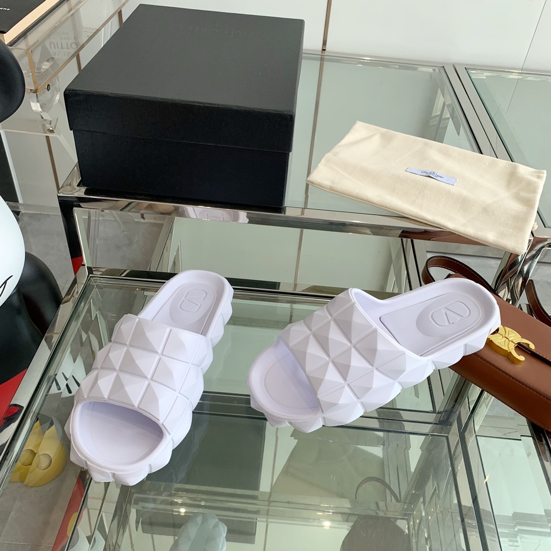 Valenti Roman Stud Turtle Slide Sandal In rubber - PerfectKickZ