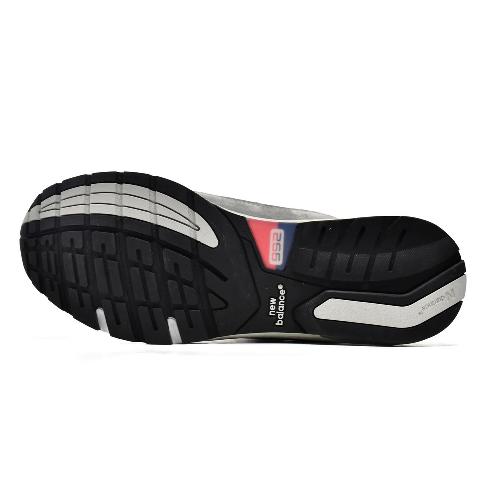 New Balance 992 Grey Sneakers        M992GR  - PerfectKickZ