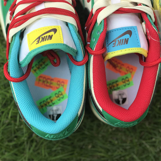 Nike Dunk  Low Sneaker    DH0952-100 - PerfectKickZ