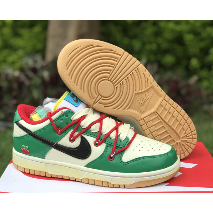 Nike Dunk  Low Sneaker    DH0952-100 - PerfectKickZ