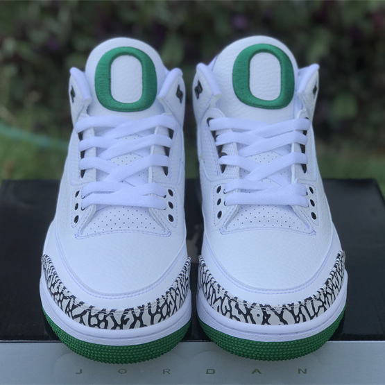 Jordan 3 Se 'Oregon' Sneakers   - PerfectKickZ