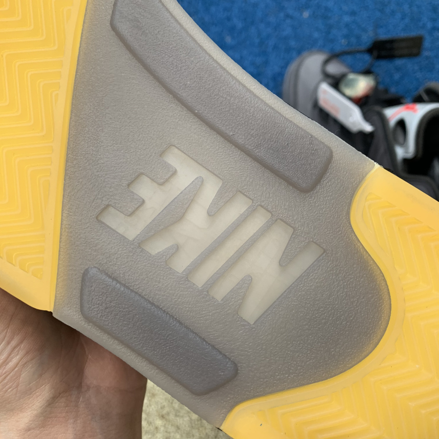 Air Jordan 5 AJ5 x Off-White OW Sneakers      CT8480-001  - 