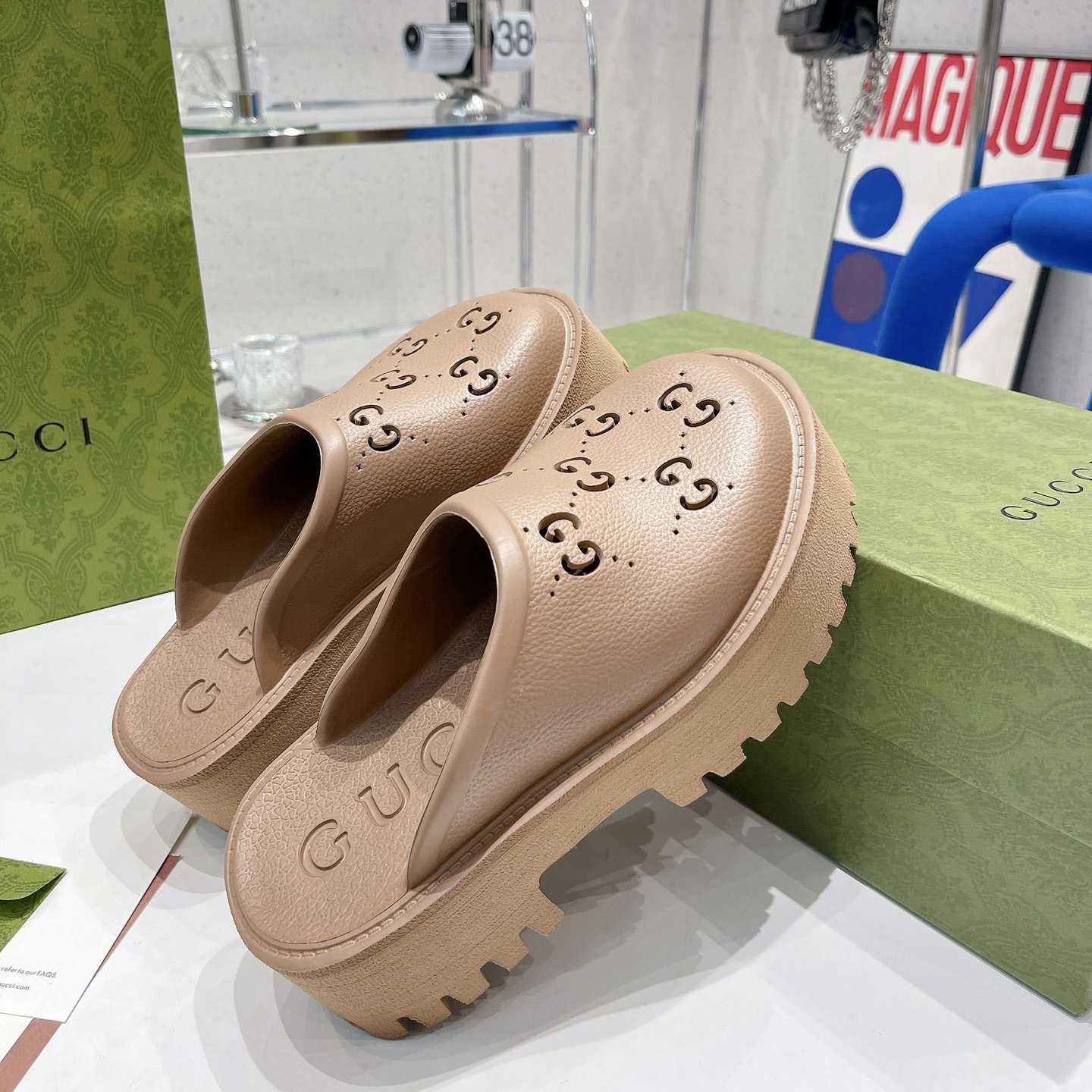 Gucci Women's GG Slip-On Sandal - PerfectKickZ