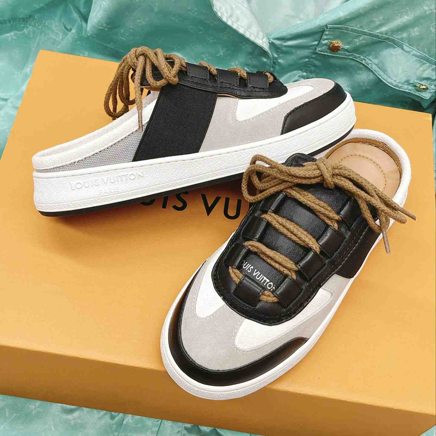 Louis Vuitton Lous Open Back Sneaker    1AAOO2 - PerfectKickZ