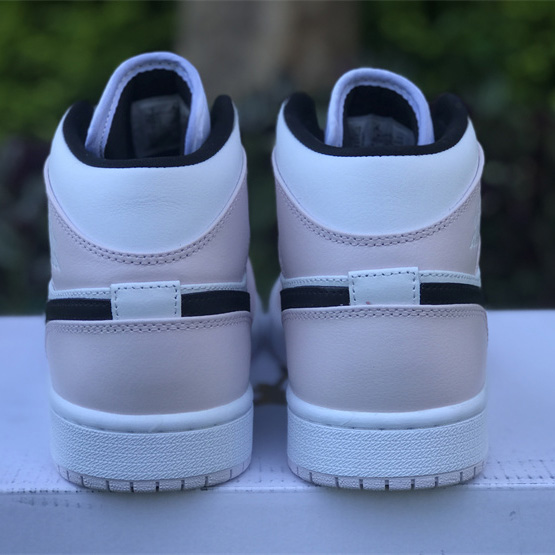 Air Jordan 1 Mid  Sneaker      BQ6472-500 - PerfectKickZ