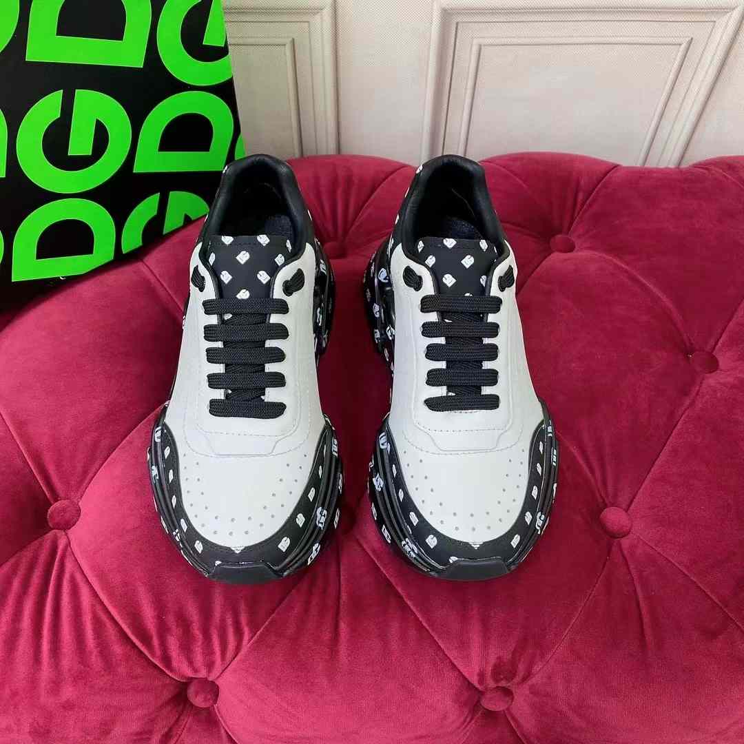 Dolce & Gabbana Calfskin Nappa Daymaster Sneakers - PerfectKickZ