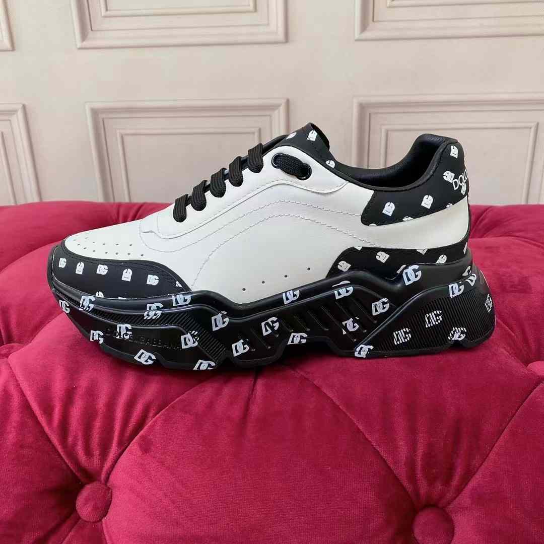 Dolce & Gabbana Calfskin Nappa Daymaster Sneakers - PerfectKickZ