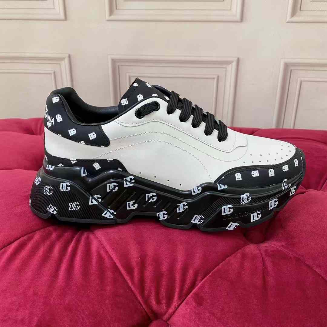 Dolce & Gabbana Calfskin Nappa Daymaster Sneakers - PerfectKickZ