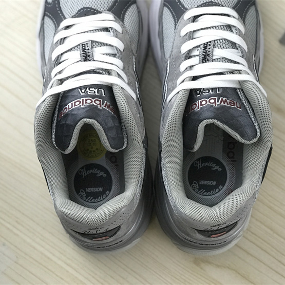 New Balance 990 V3 Sneakers          - PerfectKickZ