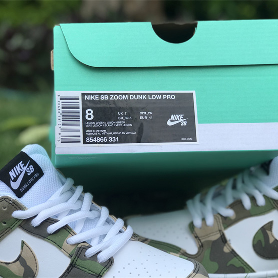 Nike SB Dunk Low Sneakers    854866-331 - PerfectKickZ