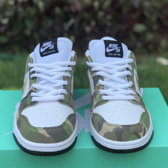 Nike SB Dunk Low Sneakers    854866-331 - PerfectKickZ