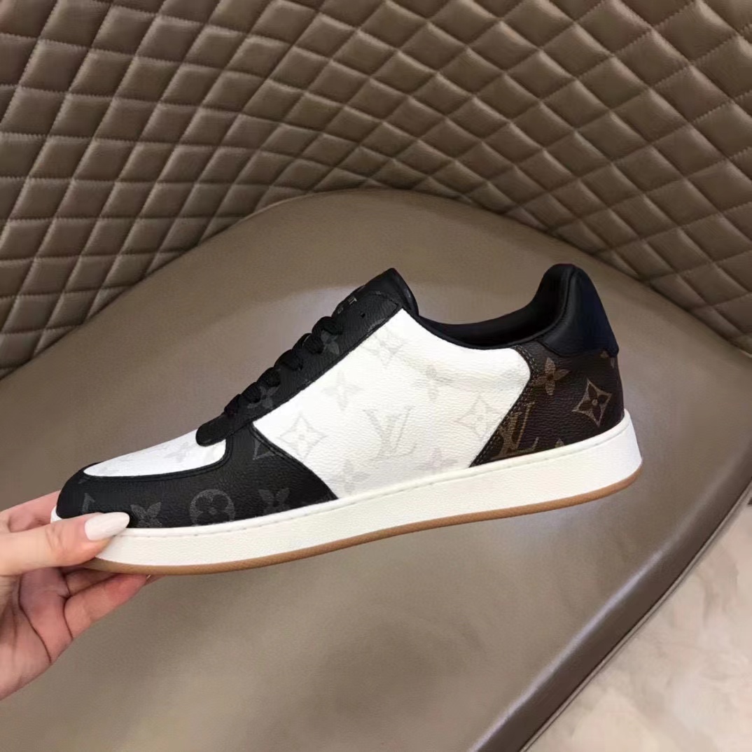 Louis Vuitton Rivoli Sneaker   1A8WGA - PerfectKickZ