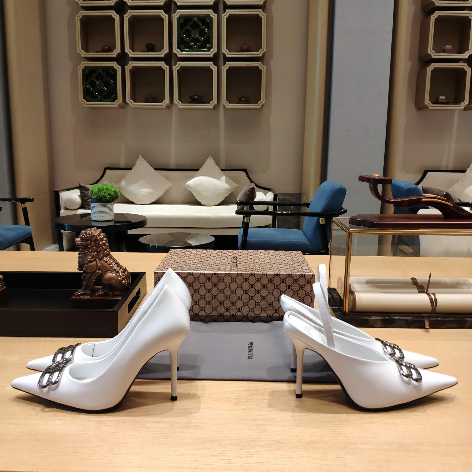 Balenciaga BB Leather Pumps - PerfectKickZ