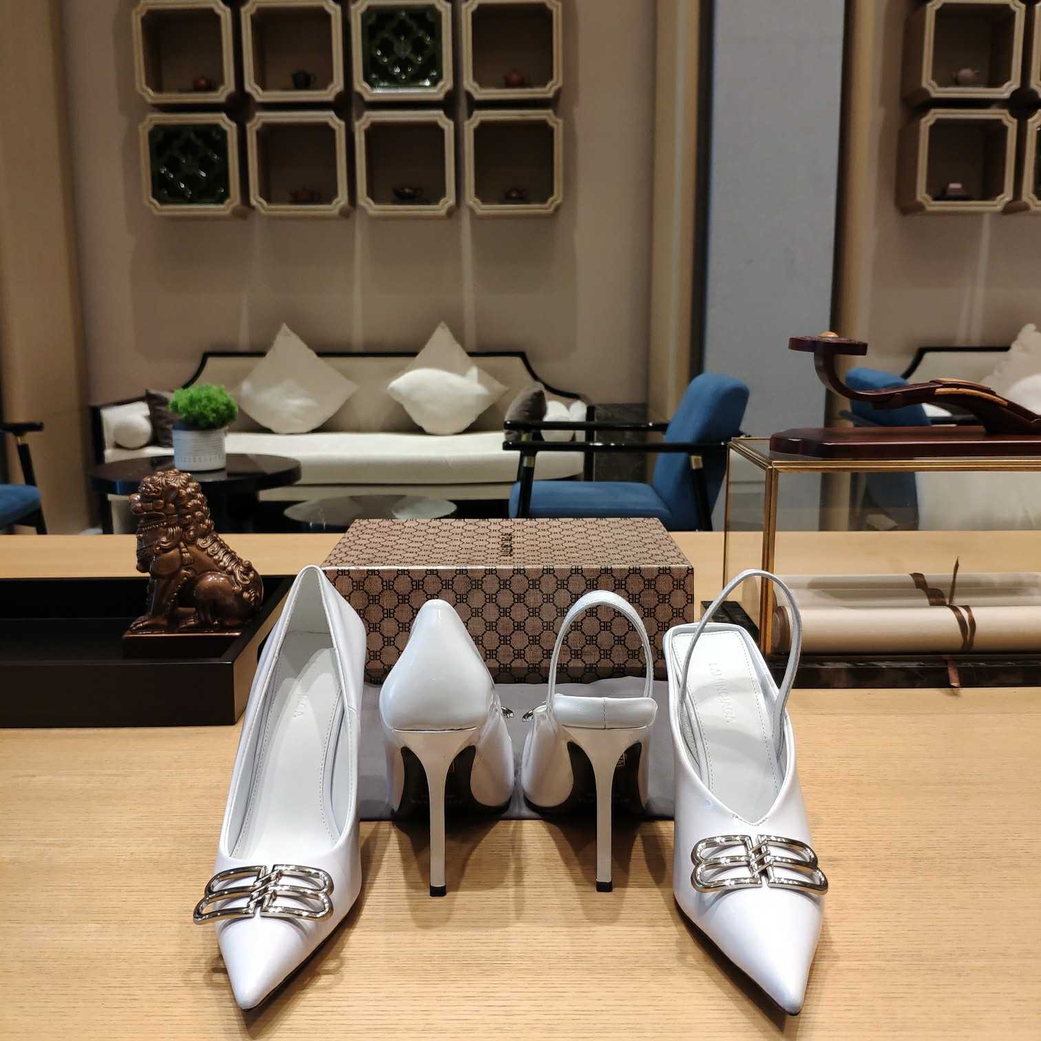 Balenciaga BB Leather Pumps - PerfectKickZ